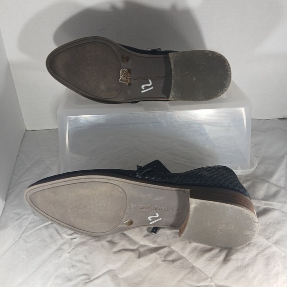 Lucky Brand Womens Black Leather Perforated Fringe Ankle Booties Size 9M LK-TUMY - Picture 9 of 11